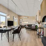 度假居 Pet Friendly In With Wifi Hemmet